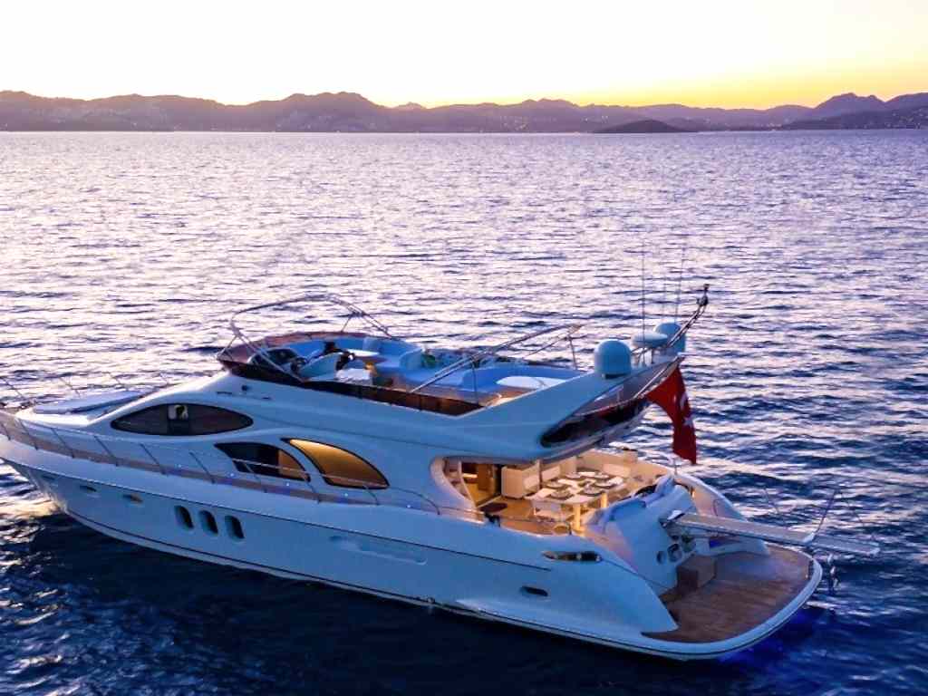 Zeynep Motoryat 22 m,6 Kişi