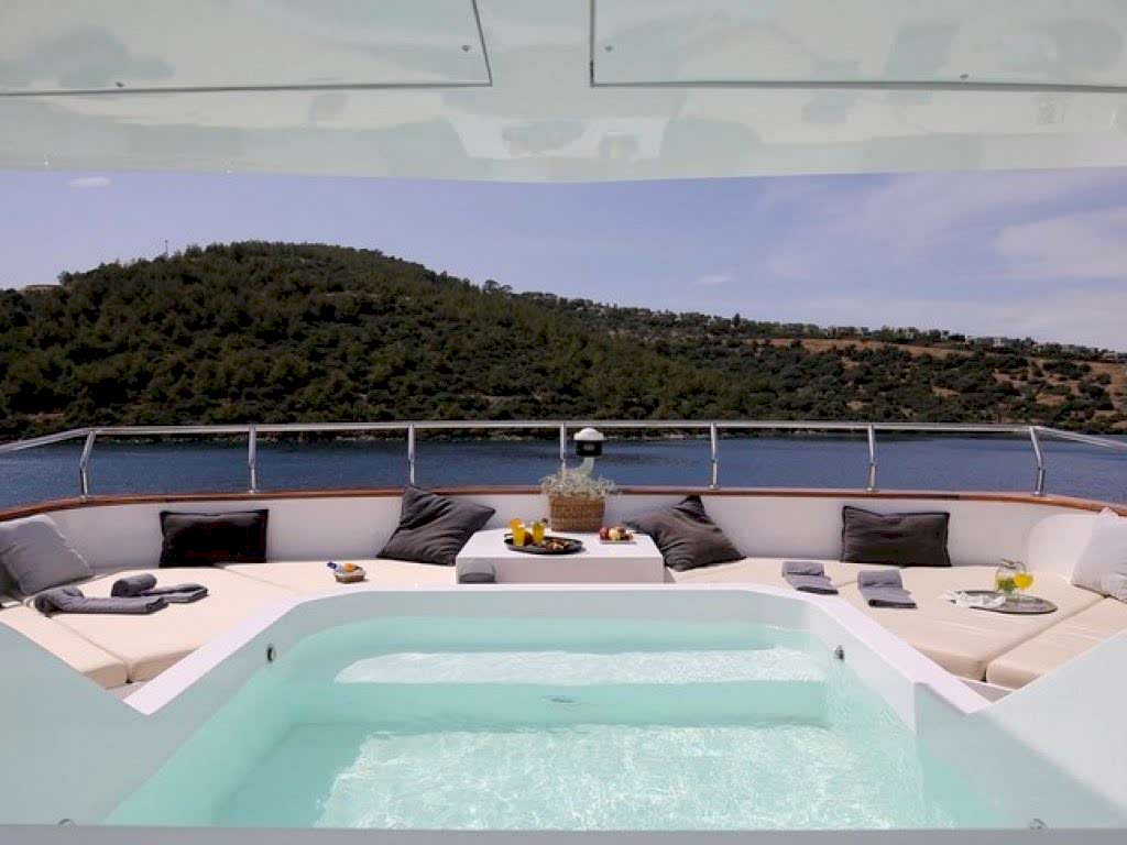 Ottowa IV Motoryat 40 mt,12 Kişi