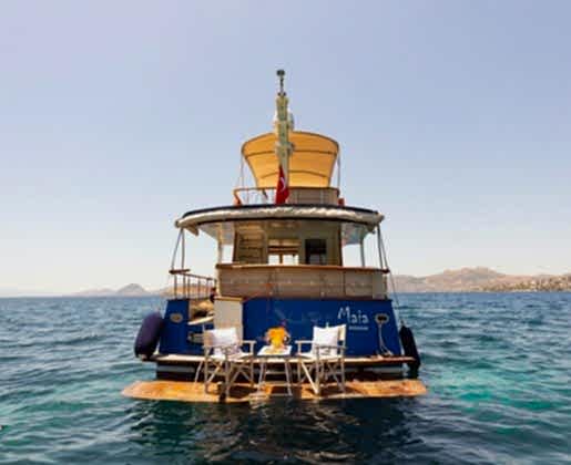 Maria Motoryat Kiralama 17 mt, 2 Kabin, 4 Kişi 