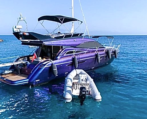 Karan Motoryat Kiralama 18 mt, 3 Kabin, 10 Kişi 