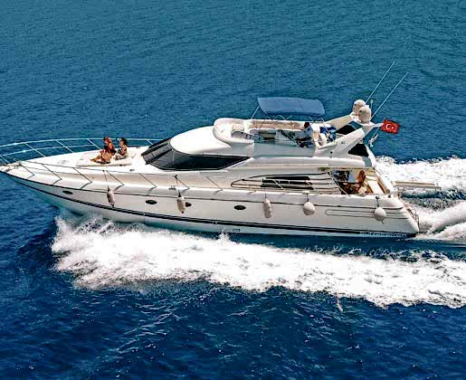 THE DREAM Bodrum 12 kişi kapasiteli Motoryacht